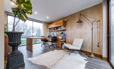 Casa en venta de 6D/5B en Colina