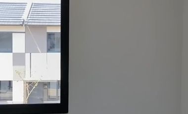 Termurah. Rumah Modern Park Serpong cluster XYZ Trail, dekat Gading Serpong..