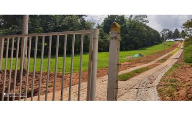 SE VENDEN  LOTES EN RUITOQUE ALTO VEREDA COLINAS GIRON SANTANDER