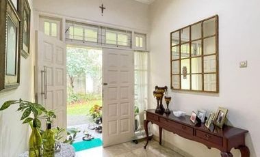 DIJUAL RUMAH at Jl AMPERA / KEMANG, JAKSEL (JUAL BAWAH NJOP)