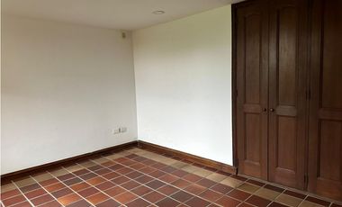 Casa en arriendo ubicada en Altos del Poblado