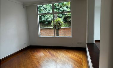Casa en arriendo ubicada en Altos del Poblado