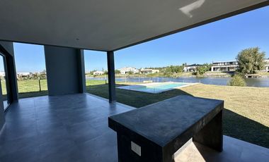 VENTA, CASA, SAN MATIAS, AREA 5, LOTE AL 1000, 7 AMBIENTES