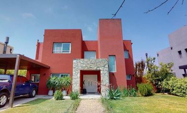 Casa en alquiler en San Isidro Labrador