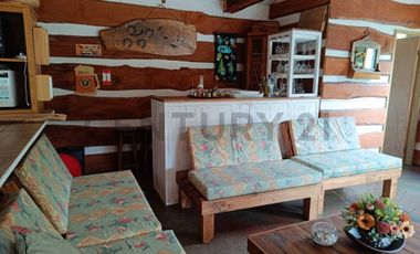 Venta casa de madera 4D + 3B + 4E, Altos de Mitrinhue, Km 21