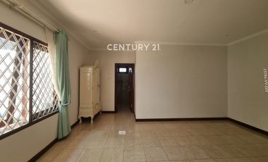 Disewakan Rumah Siap Huni Posisi Hook Dalam Cluster Di Bintaro