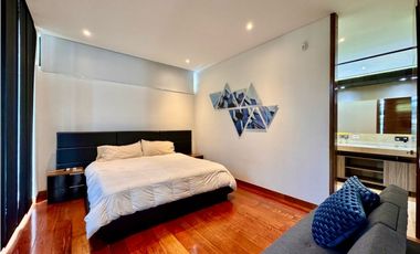 Espectacular casa con piscina en La Calera para venta o renta