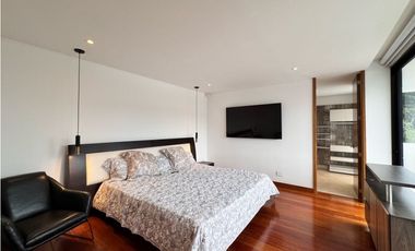 Espectacular casa con piscina en La Calera para venta o renta