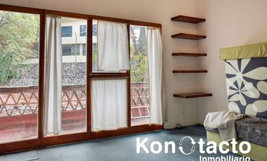 CASA EN VENTA EN SAN ANDRÉS TOTOLTEPEC, TIJUAMALOAPAN, TLALPAN CON MUCHO JARDÍN PRIVADO