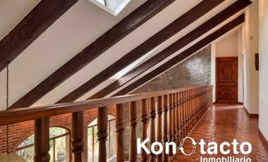 CASA EN VENTA EN SAN ANDRÉS TOTOLTEPEC, TIJUAMALOAPAN, TLALPAN CON MUCHO JARDÍN PRIVADO