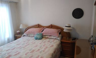 Casa americana 3 ambientes con quincho y terraza/ Barrio Sarmiento
