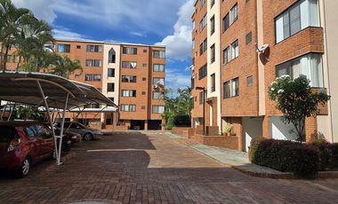 apartamento en venta en la hacienda. Cod V9190684