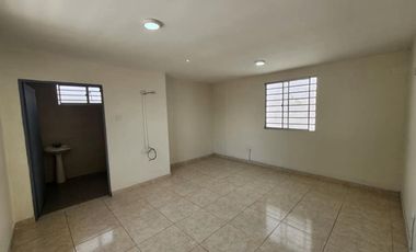 casa en arriendo/venta en altamira. Cod A93629