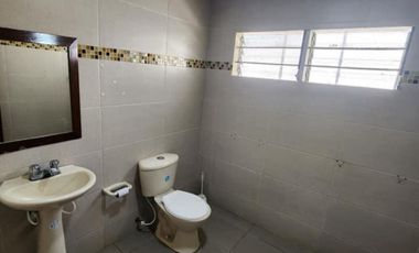 casa en arriendo/venta en altamira. Cod A93629