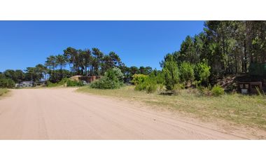 Venta de casa en pozo en Pinamar Temporada Enero 2025