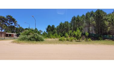 Venta de casa en pozo en Pinamar Temporada Enero 2025