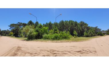 Venta de casa en pozo en Pinamar Temporada Enero 2025