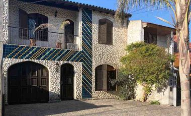 Casa en venta en Villa Luzuriaga