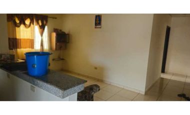 VENDO CASA EN ALGARROBOS BALMORAL