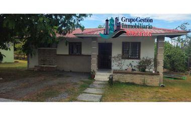 VENDO CASA EN ALGARROBOS BALMORAL