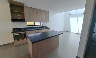 CASA EN VENTA UBICADA EN LA CEJA SECTOR FRAY EUGENIO