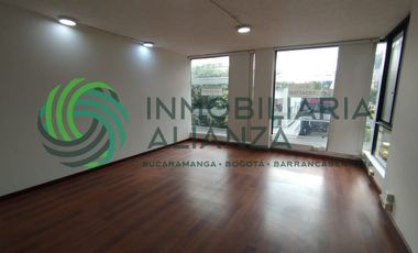 oficina en arriendo en cabecera del llano. Cod A11446