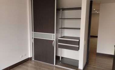 APTO ARRIENDO COTA CENTRO M. J.