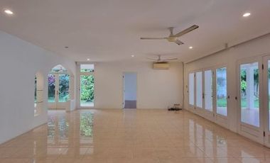 DIJUAL RUMAH BAGUS DAN ASRI di JL KEMANG DALAM, JAKSEL