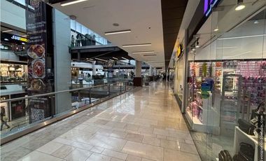 local en arriendo en ciudad salitre. Cod A24