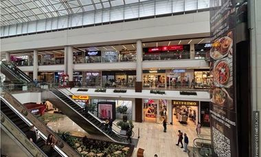 local en arriendo en ciudad salitre. Cod A24