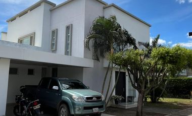 casa en venta en bocono. Cod V2938