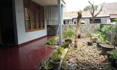 Rumah Dalam Perumahan Kebon Jeruk Jakarta Barat
