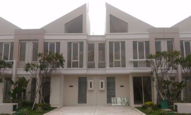 Rumah baru minimalis 2 lantai Grand Pakuwon Tandes Strategis