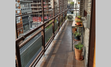 Departamento en Venta en San Cristóbal 4 ambientes c dependencia 84 m2 + balcón baulera y cochera – Av San Juan 2200