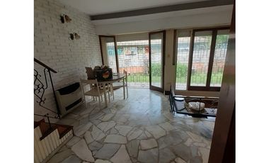 venta chalet 3 ambientes bosque peralta ramos