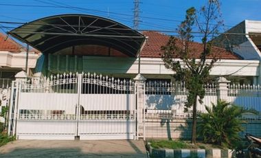 *Disewakan Rumah Dharmahusada Indah Barat*