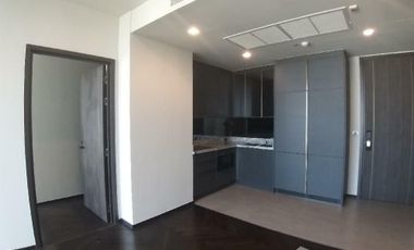 2 Bedroom Condo for sale at The Monument Sanampao