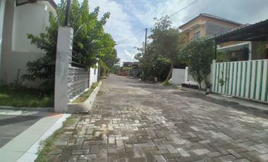 Dijual Rumah Megah Bangunan Modern 2 Lantai Dekat Kota Klaten