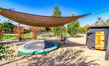 Condominio El Algarrobo de Batuco , urbanización de 1er nivel y agua propia