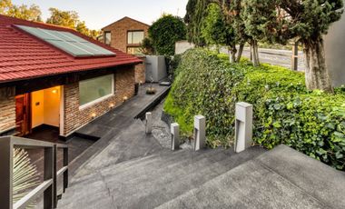 Casa en Venta La Loma Bosques 800m² Remodelada 3 Niveles Fraccionamiento Exclusi