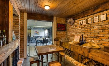 Casa en Venta La Loma Bosques 800m² Remodelada 3 Niveles Fraccionamiento Exclusi