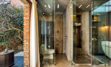 Casa en Venta La Loma Bosques 800m² Remodelada 3 Niveles Fraccionamiento Exclusi