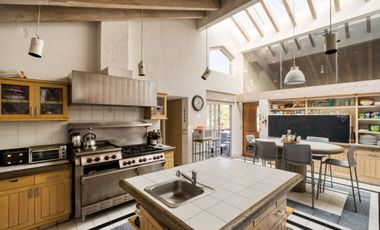 Casa en Venta La Loma Bosques 800m² Remodelada 3 Niveles Fraccionamiento Exclusi