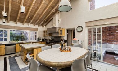 Casa en Venta La Loma Bosques 800m² Remodelada 3 Niveles Fraccionamiento Exclusi