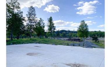 Sitio con excelente ubicación acceso norte de Villarrica