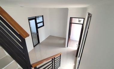 5 Menit Ke Pusat Perkotaan Rumah Dengan Konsep Villa hanya 600jutaan