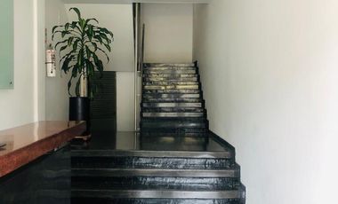 oficina en arriendo/venta en chapinero central. Cod A1002189