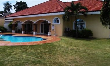 BEAUTIFUL BEACHFRONT HOME WITH SWIMMING POOL!! - - S O L D - -