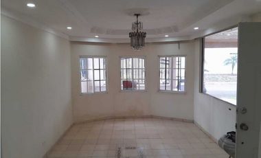 Se Vende Linda y Acogedora Casa en Nuevo Tocumen