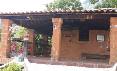 VENTA de FINCAS en COPACABANA